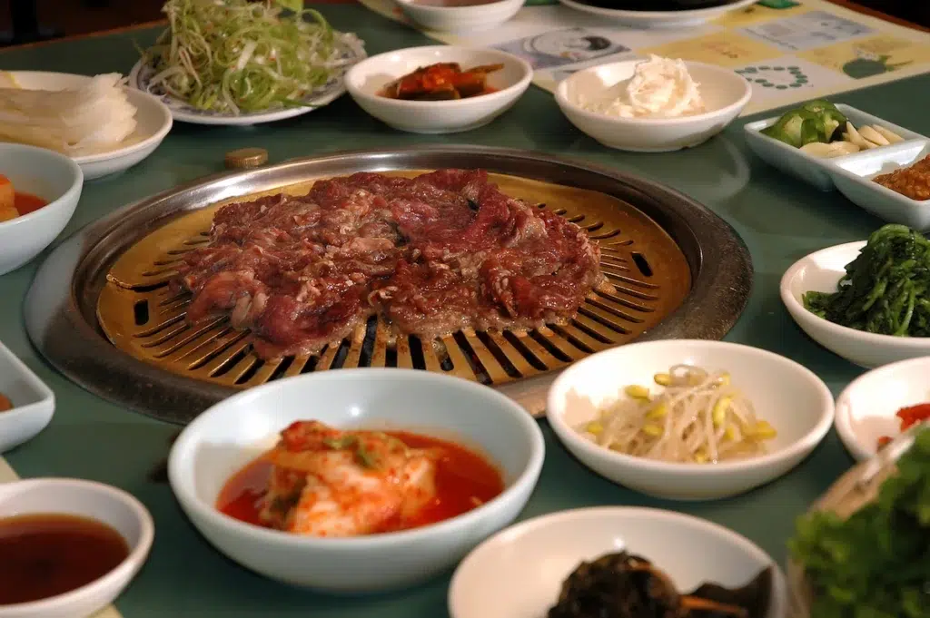 Korean BBQ and side dishes at a great Korean BBQ restaurant in Reseda CA