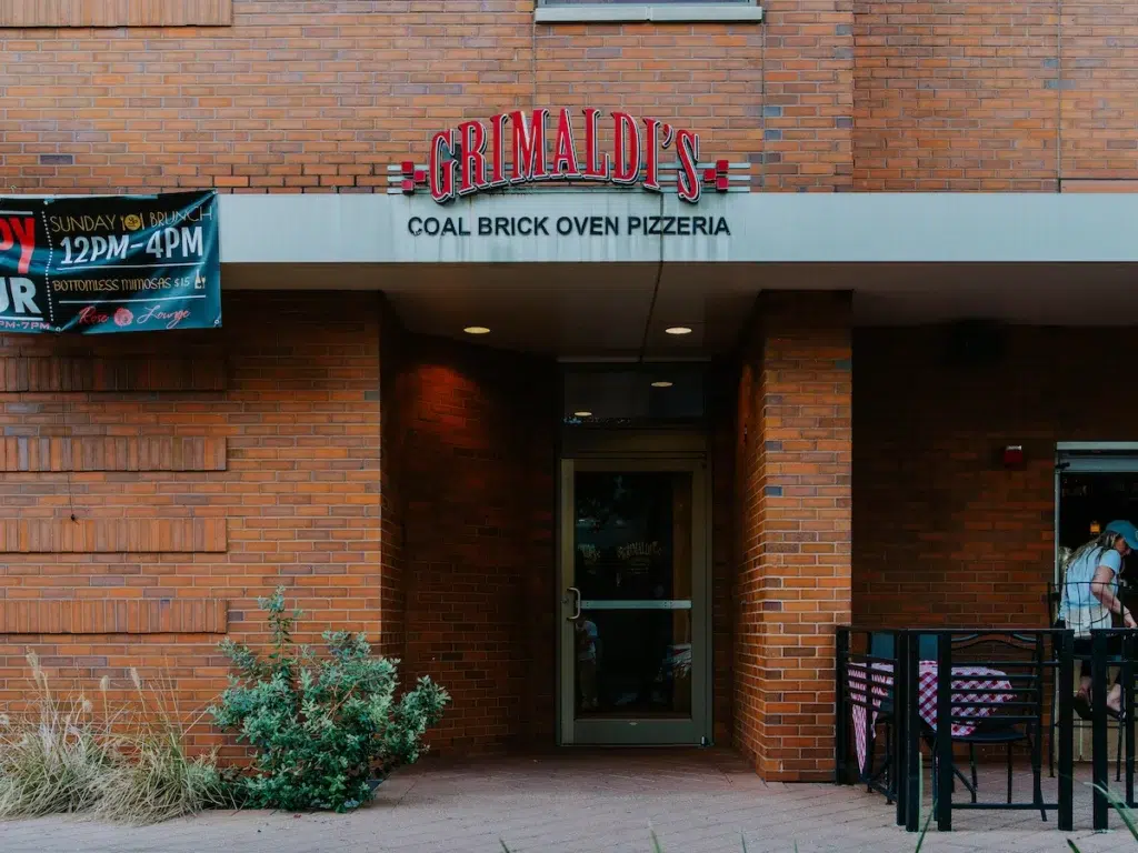 Entrance to Grimaldi's Pizza in The Woodlands, Texas
